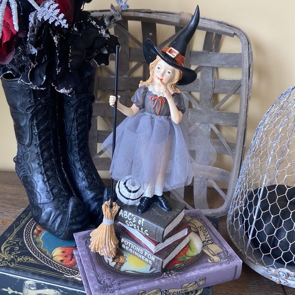 NEW! Fall Halloween Vintage Inspired Witch School Girl Figurine Statue - Picture 9 of 10